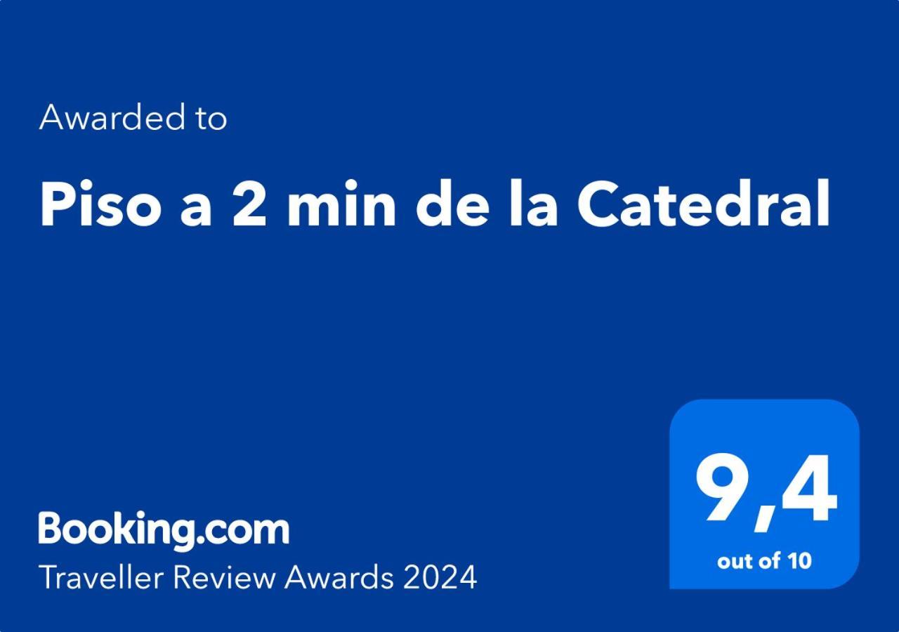 A 2 Min De La Catedral Leilighet Oviedo Eksteriør bilde